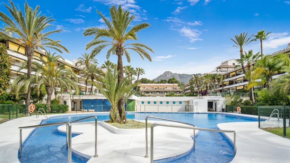 Golden Mile Getaway, Garden View, Pool & Comfort Marbella Exterior foto